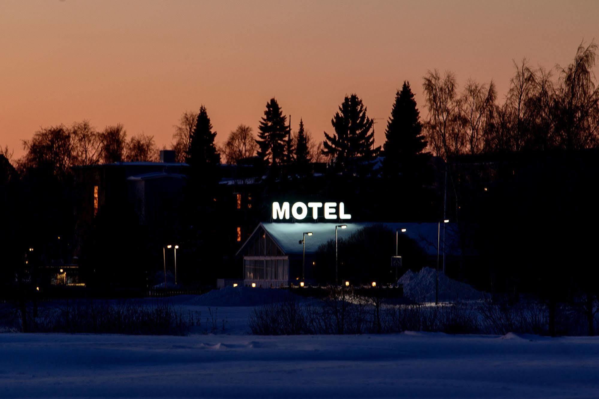 River Motel - Selfservice Check In - Book A Room, Make Payment, Get Pincode To The Room Haparanda  Εξωτερικό φωτογραφία